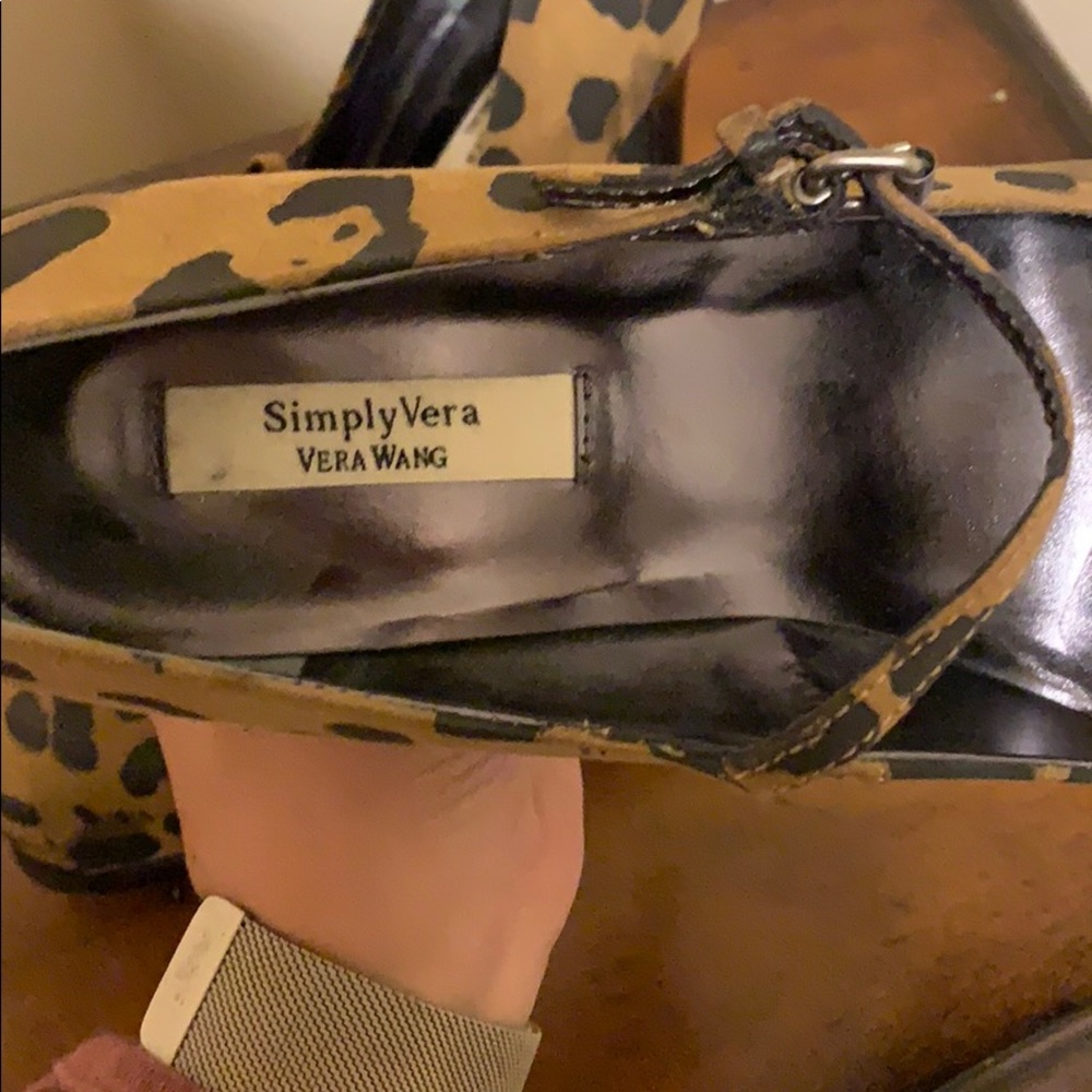 Shoes - Picture 2 of 3